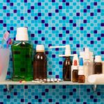 8 вещей, которые нельзя хранить в ванной комнате